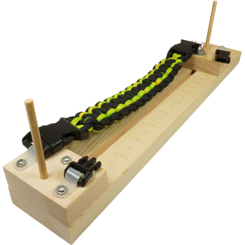  Multi-Monkey Paracord Tool Jig ~ Makes Ball Knots from 5/8 to  2 1/4 : Sports & Outdoors