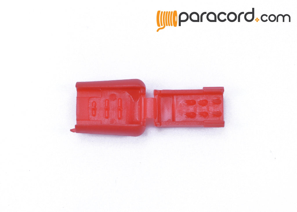 Red Zipper Pull